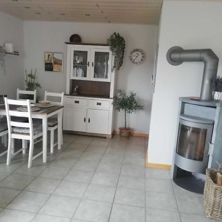 Appartement Haus Sonnenblick à Momlingen Extérieur photo
