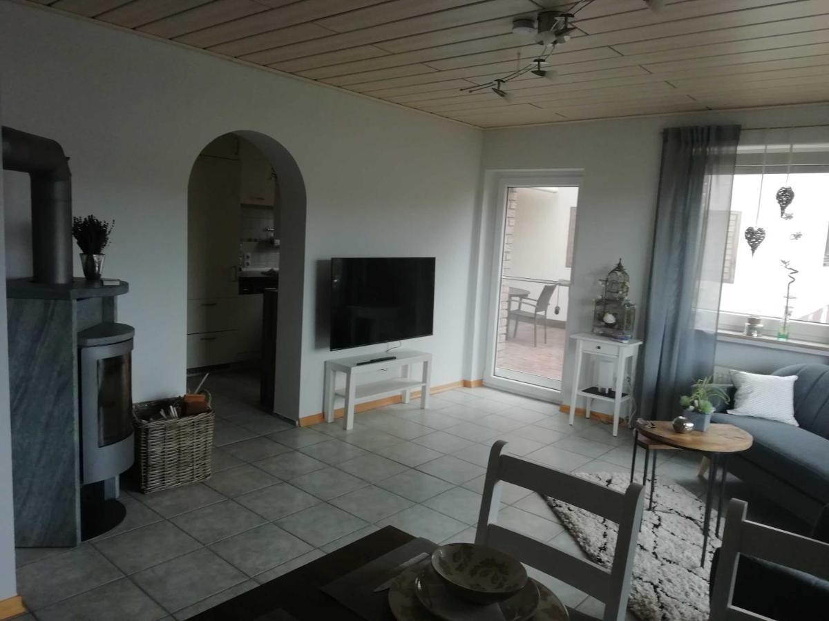 Appartement Haus Sonnenblick à Momlingen Extérieur photo