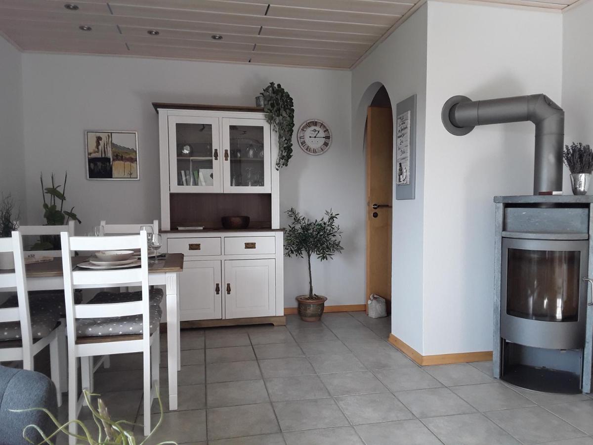 Appartement Haus Sonnenblick à Momlingen Extérieur photo